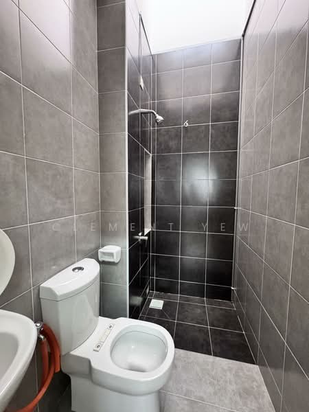 Rumah Teres 2 Tingkat untuk Dijual di Setia Alam (Selangor) - Clement Yew - Bathroom - PropertyGuru.com.my