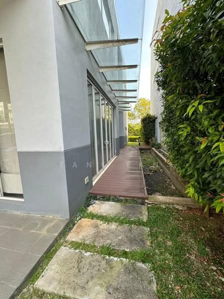 Semi-Detached House for Sale in Cyberjaya (Selangor) - Tank Tan - Exterior - PropertyGuru.com.my