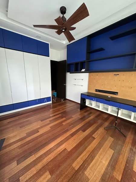 Semi-Detached House for Sale in Cyberjaya (Selangor) - Tank Tan - Bedroom - PropertyGuru.com.my