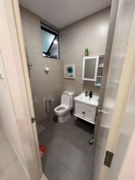 Service Residence for Sale at Fortune Perdana - Eva Chun - Bathroom - PropertyGuru.com.my