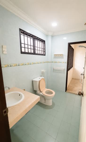 2-storey Terraced House for Sale in Seremban (Negeri Sembilan) - Ong Jia Hui - Bathroom - PropertyGuru.com.my