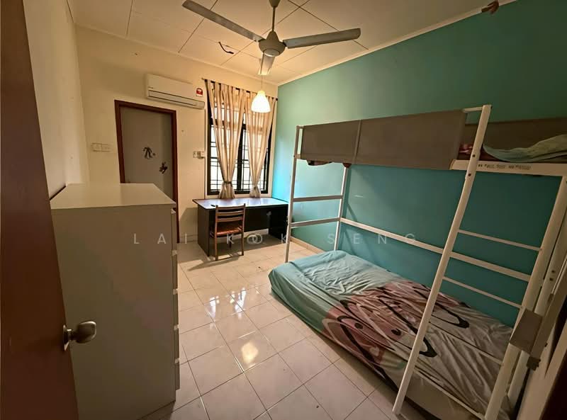 2-storey Terraced House for Sale in Taman Mutiara Rini (Skudai) - Lai Kok Seng - Bedroom - PropertyGuru.com.my