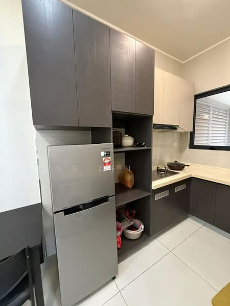 Condominium for Rent at Amberside @ Country Garden Danga Bay - NG ZEN XI - Kitchen - PropertyGuru.com.my