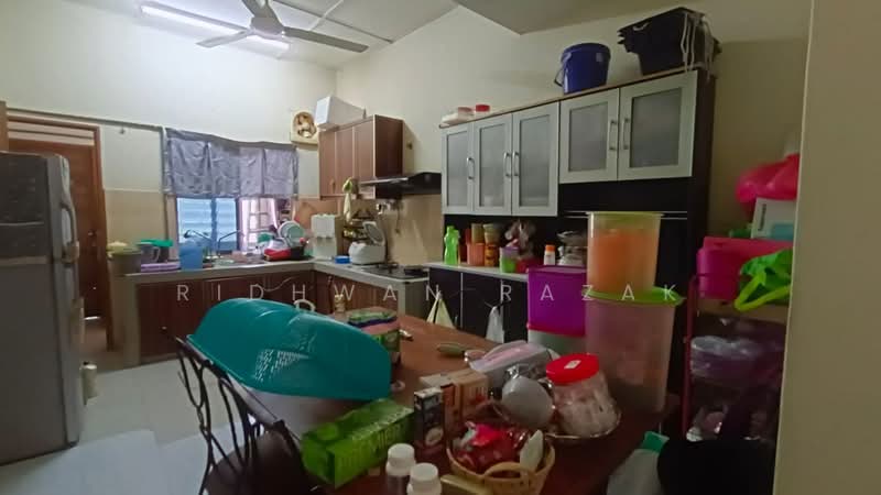 1-storey Terraced House for Sale in Taman Impian Bukit Naga (Shah Alam) - Ridhwan Razak - Kitchen - PropertyGuru.com.my