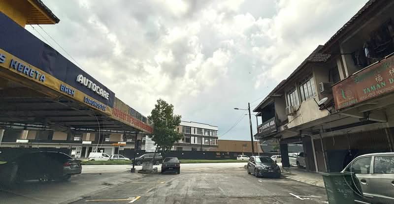 Kedai untuk Disewa di Taman Daya (Johor Bahru) - Luis Lim - Exterior - PropertyGuru.com.my