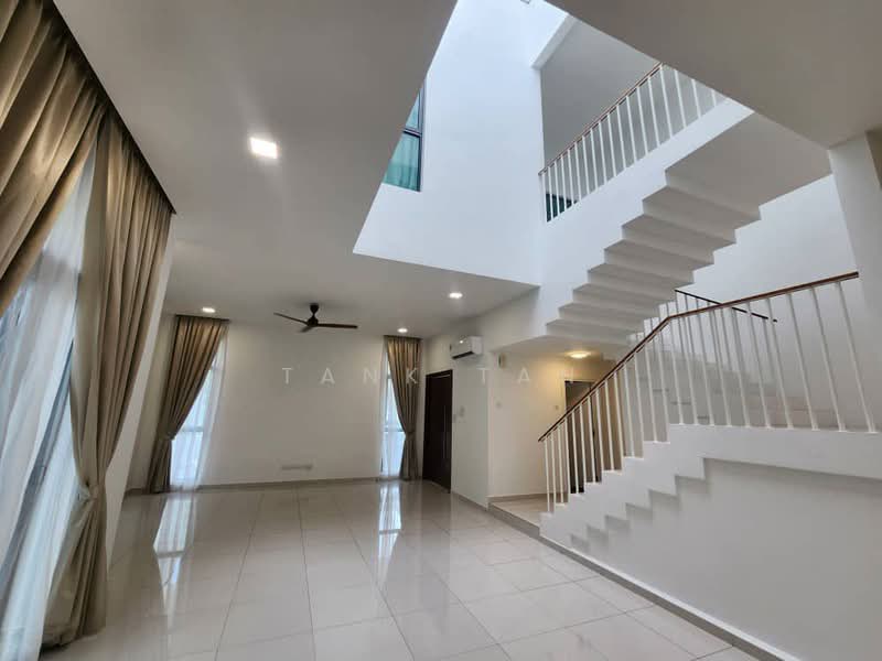 Semi-Detached House for Sale in Cyberjaya (Selangor) - Tank Tan - Living Room - PropertyGuru.com.my