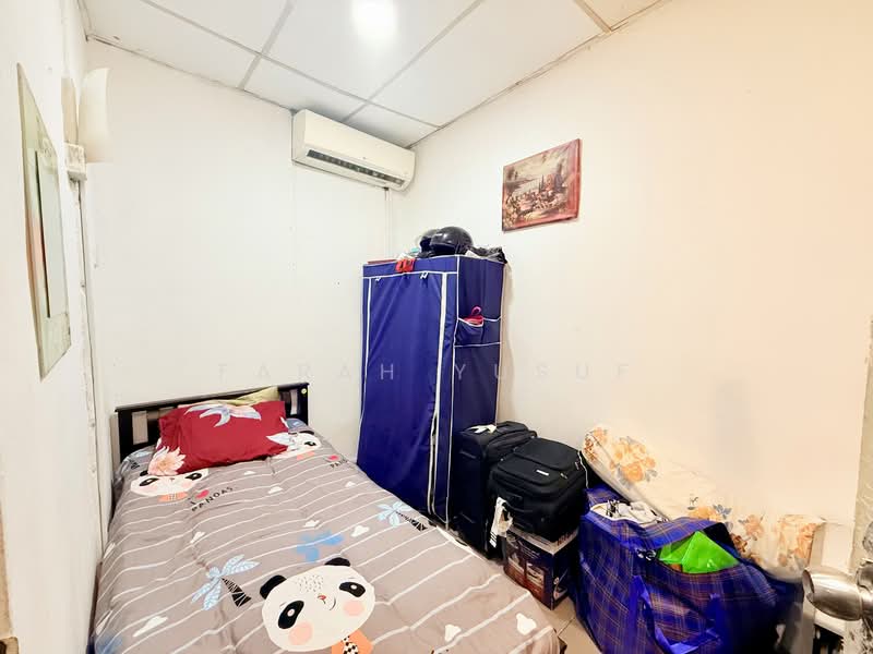 Shop for Sale in Pandan Cahaya (Pandan Indah) - FARAH YUSUF - Bedroom - PropertyGuru.com.my