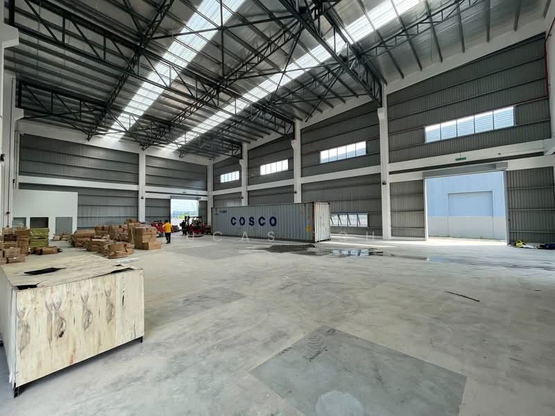 Warehouse for Rent in Sungai Buloh (Selangor) - Lucas Toh - Interior - PropertyGuru.com.my