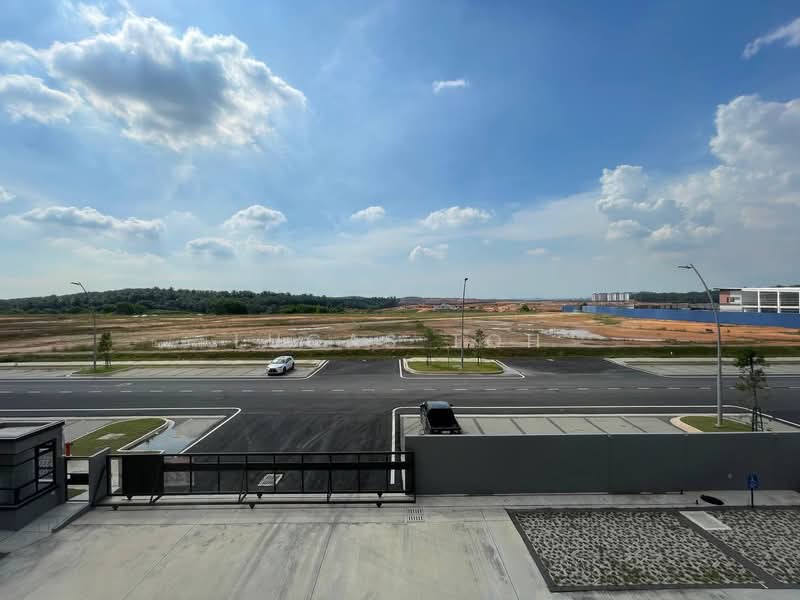 Warehouse for Rent in Sungai Buloh (Selangor) - Lucas Toh - PropertyGuru.com.my
