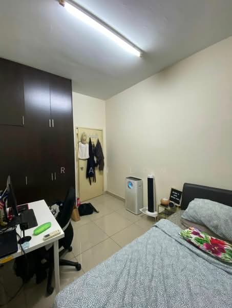 Service Residence for Sale at OUG Parklane - Ryan Low - Bedroom - PropertyGuru.com.my