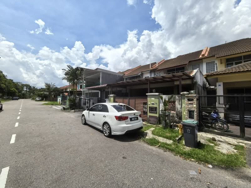 2-storey Terraced House for Sale in Taman Mutiara Rini (Skudai) - San . - PropertyGuru.com.my