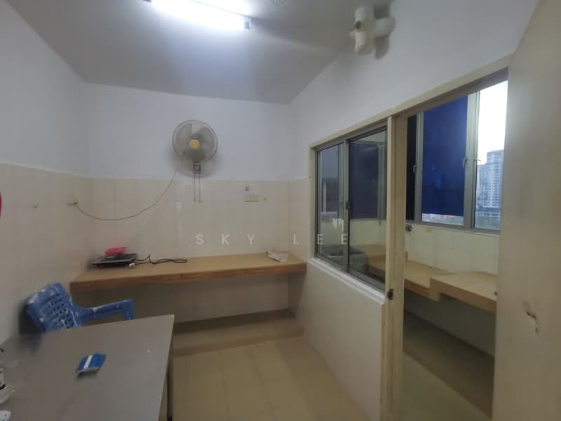 Apartment for Sale at Kenanga Apartments - Sky Lee - Kitchen - PropertyGuru.com.my
