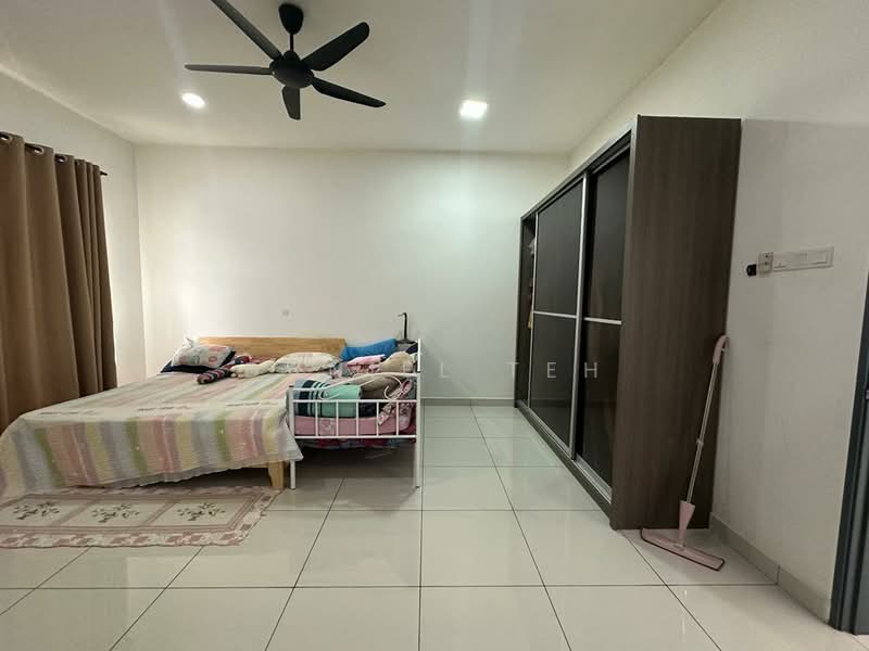 2-storey Terraced House for Sale in Dengkil (Selangor) - Daniel Teh - Bedroom - PropertyGuru.com.my