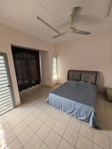 Terraced House for Rent in Taman Bukit Semenyih (Semenyih) - Denson Yong - Bedroom - PropertyGuru.com.my