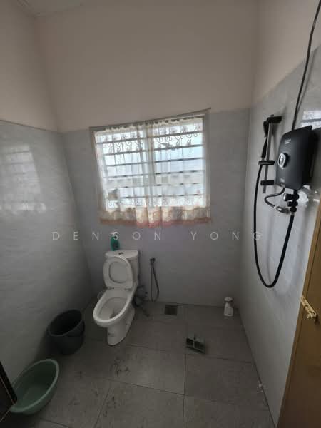Terraced House for Rent in Taman Bukit Semenyih (Semenyih) - Denson Yong - Bathroom - PropertyGuru.com.my