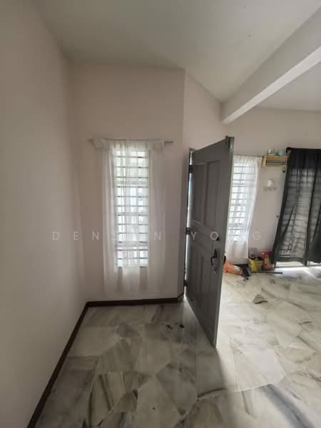 Terraced House for Rent in Taman Bukit Semenyih (Semenyih) - Denson Yong - Entrance - PropertyGuru.com.my