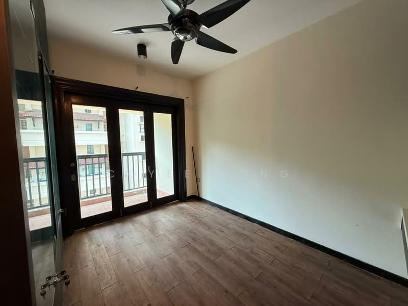 Kondominium untuk Dijual di Armanee - Coyee Wong - Balcony - PropertyGuru.com.my