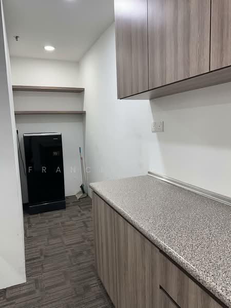 Office for Rent in Seksyen 52 (Petaling Jaya) - Francis Louis - Kitchen - PropertyGuru.com.my