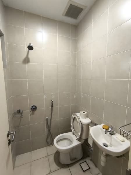 Rumah Teres 3 Tingkat untuk Disewa di Taman Tasik Damai (Sungai Besi) - BS Lee - Bathroom - PropertyGuru.com.my