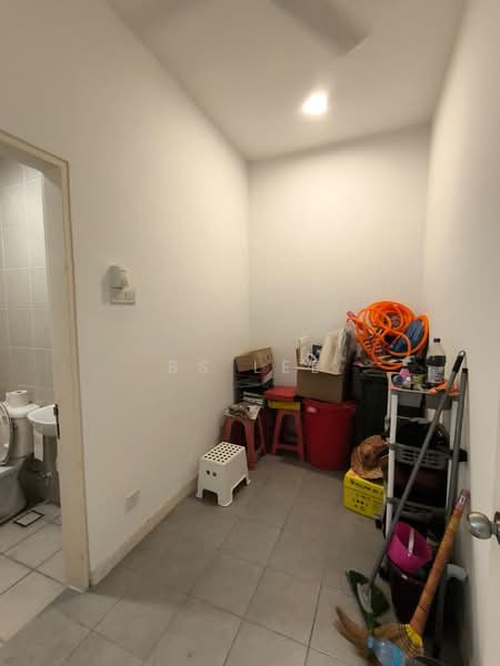 Rumah Teres 3 Tingkat untuk Disewa di Taman Tasik Damai (Sungai Besi) - BS Lee - Bathroom - PropertyGuru.com.my