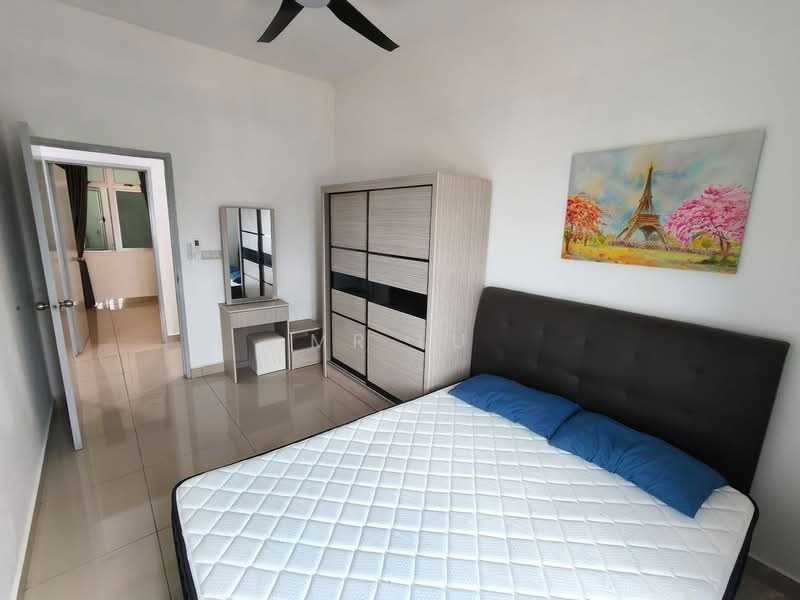 Servis Apartment untuk Disewa di Meridin Bayvue Serviced Apartment - Mr Lu - Bedroom - PropertyGuru.com.my