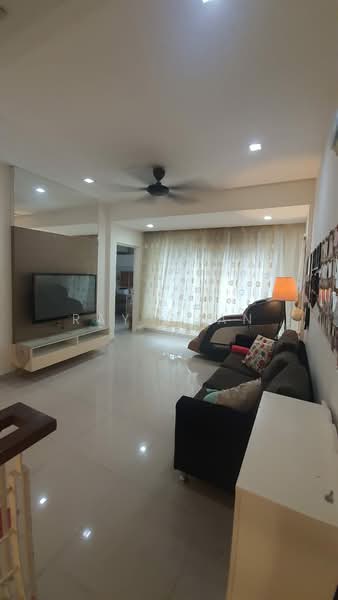 2-storey Terraced House for Sale in Bandar Mahkota Cheras (Cheras) - Ray Chan - Living Room - PropertyGuru.com.my
