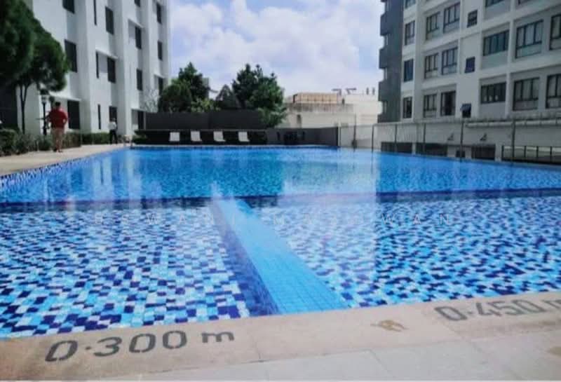 Service Residence for Sale at D'Pulze Cyberjaya - Uswani Mazuwan - Pool - PropertyGuru.com.my