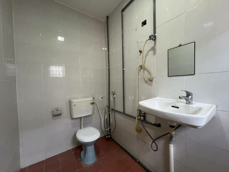 2-storey Terraced House for Rent in Taman Megah Ria (Masai) - Chloe Mak - Bathroom - PropertyGuru.com.my