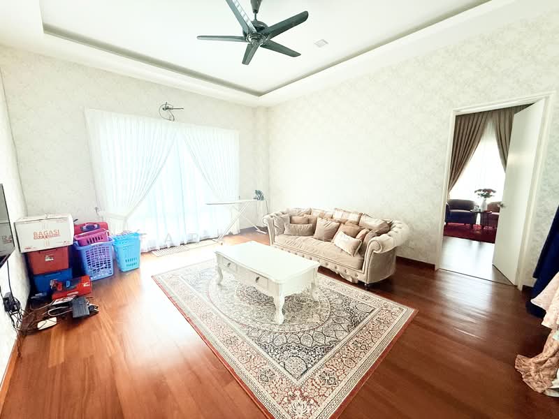 Bungalow for Sale in Sungai Long (Bandar Sungai Long) - FARAH YUSUF - Living Room - PropertyGuru.com.my