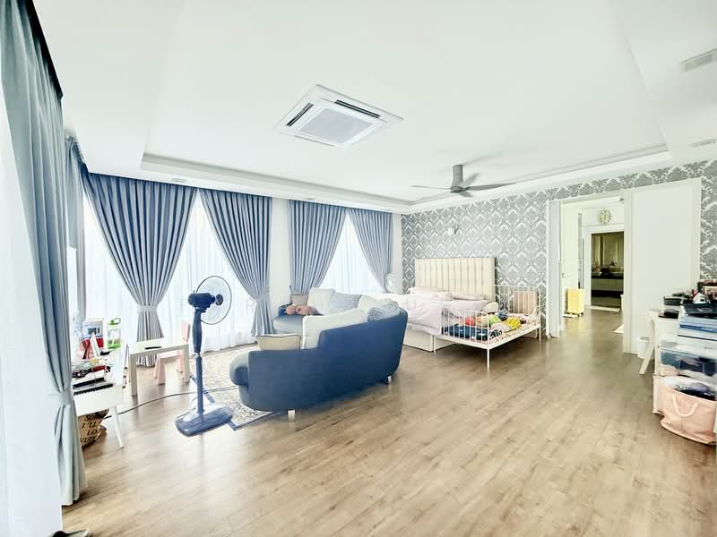 Bungalow for Sale in Sungai Long (Bandar Sungai Long) - FARAH YUSUF - Living Room - PropertyGuru.com.my