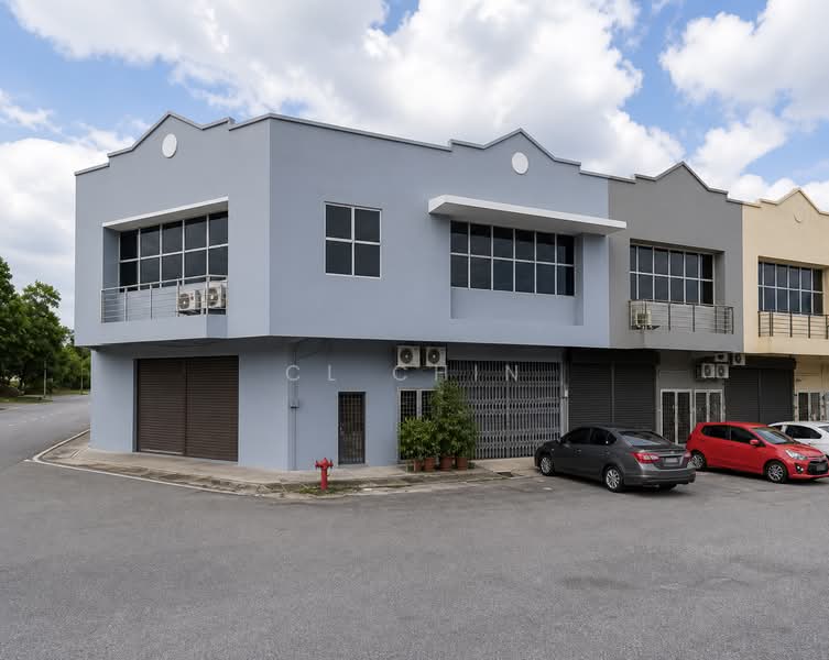 Terrace Factory for Sale in Taman Perindustrian Bukit Serdang (Seri Kembangan) - CL Chin - PropertyGuru.com.my