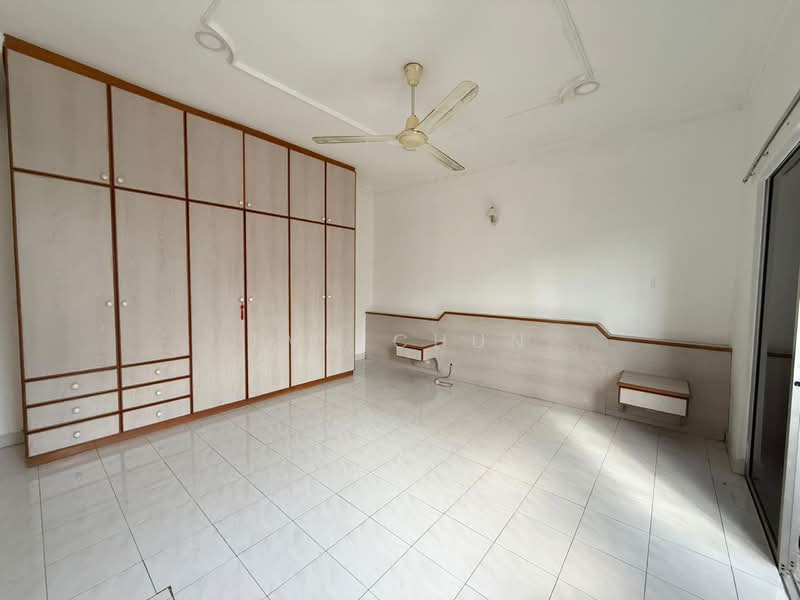 2-storey Terraced House for Sale in Taman Wangsa Permai (Kepong) - Eva Chun - Bedroom - PropertyGuru.com.my