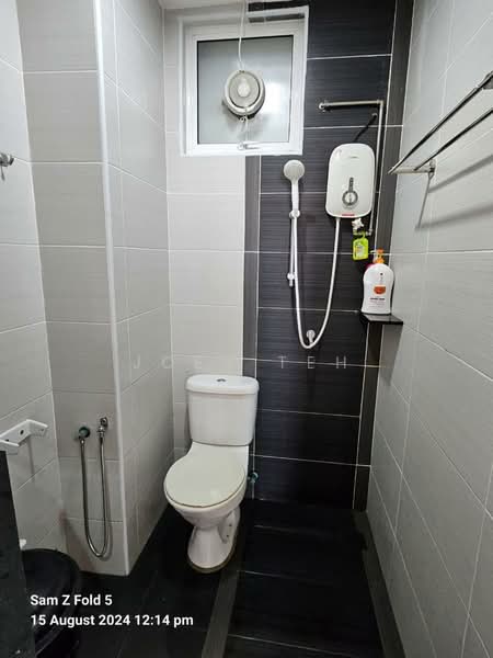 Kondominium untuk Disewa di The Oasis - Joey Teh - Bathroom - PropertyGuru.com.my