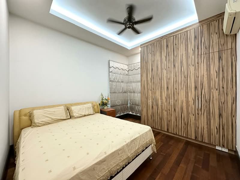 Bungalow for Sale in Subang Heights (Subang Jaya) - Johnson See - Bedroom - PropertyGuru.com.my