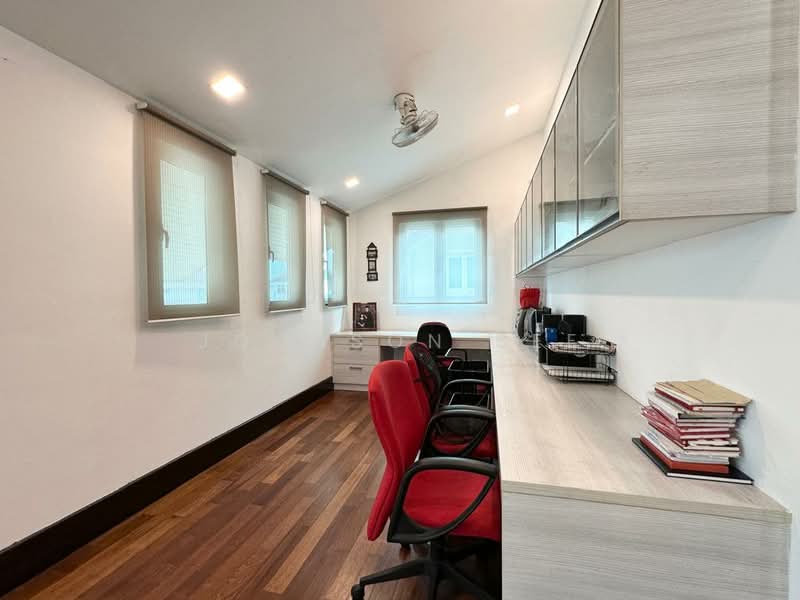 Bungalow for Sale in Subang Heights (Subang Jaya) - Johnson See - Study - PropertyGuru.com.my