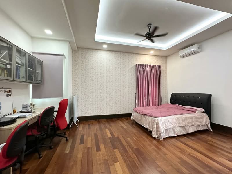 Bungalow for Sale in Subang Heights (Subang Jaya) - Johnson See - Bedroom - PropertyGuru.com.my