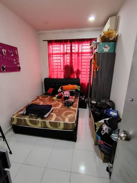 Servis Apartment untuk Dijual di Jentayu Residensi @ Tampoi - Dennis Peh - Bedroom - PropertyGuru.com.my