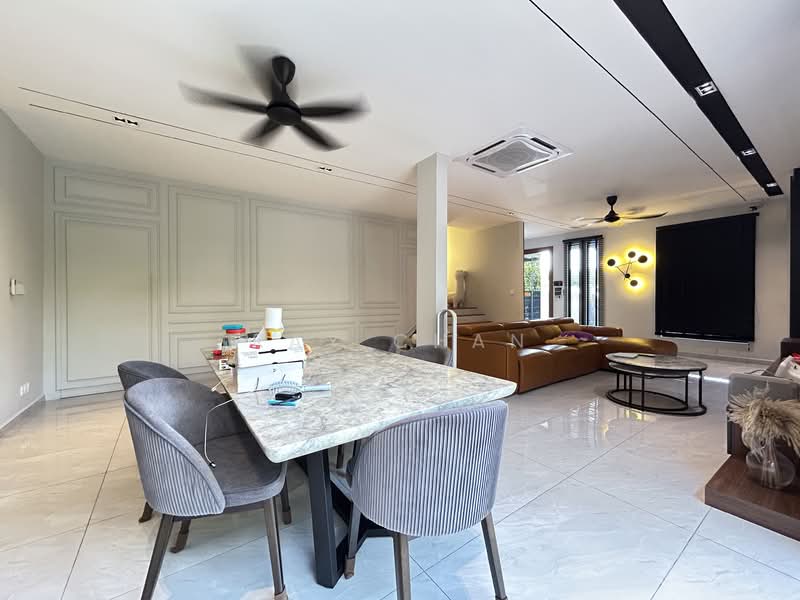 Rumah Teres 2 Tingkat untuk Dijual di Bandar Mahkota Cheras (Cheras) - Ray Chan - Living Room - PropertyGuru.com.my
