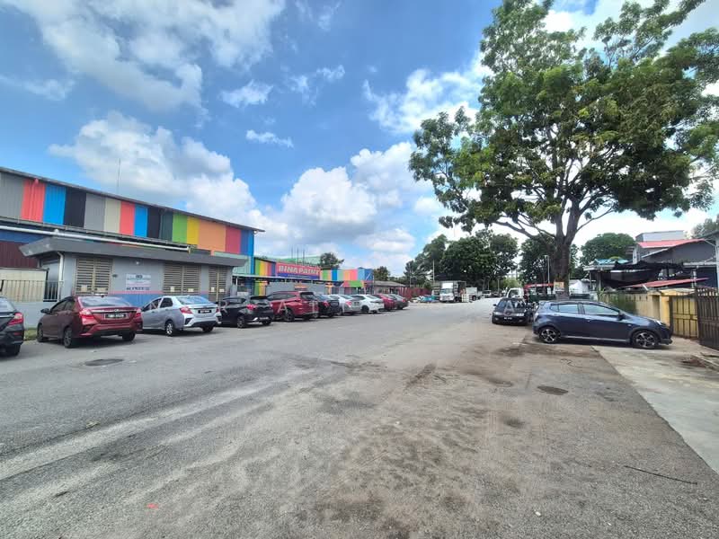 Semi-D Factory for Sale in Bangi (Selangor) - Nur Alia Omar - Exterior - PropertyGuru.com.my