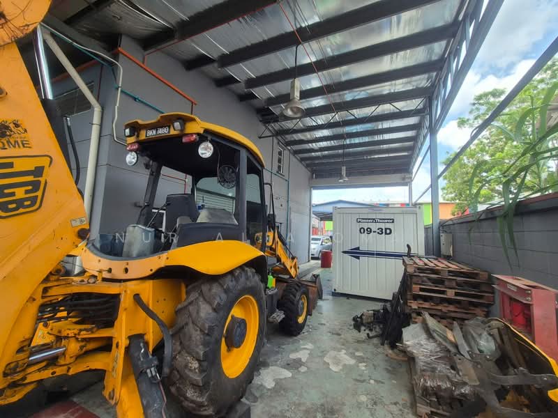 Semi-D Factory for Sale in Bangi (Selangor) - Nur Alia Omar - Exterior - PropertyGuru.com.my