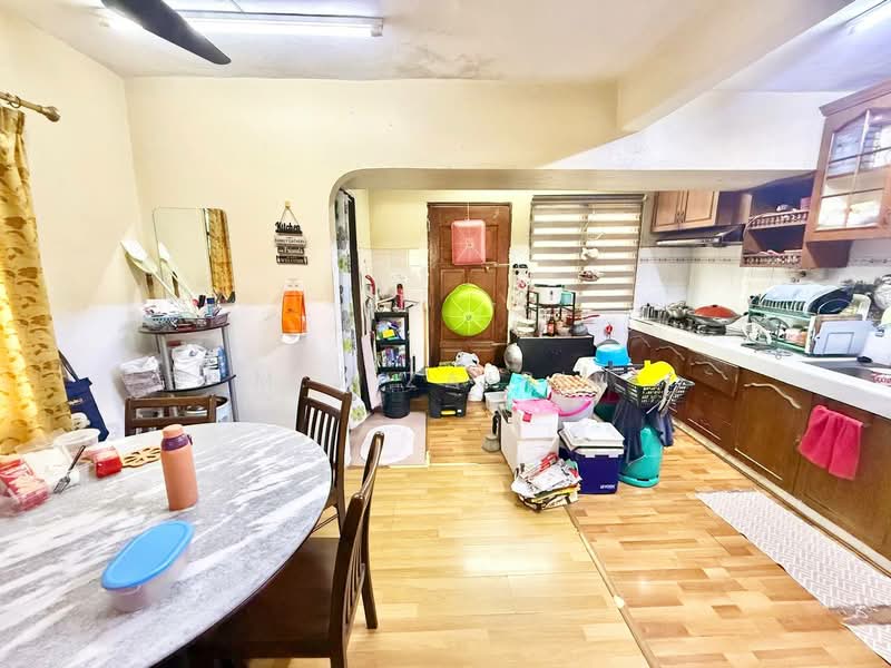 Rumah Teres 3 Tingkat untuk Dijual di Taman Bukit Teratai (Ampang) - M.J Zairin - Kitchen - PropertyGuru.com.my