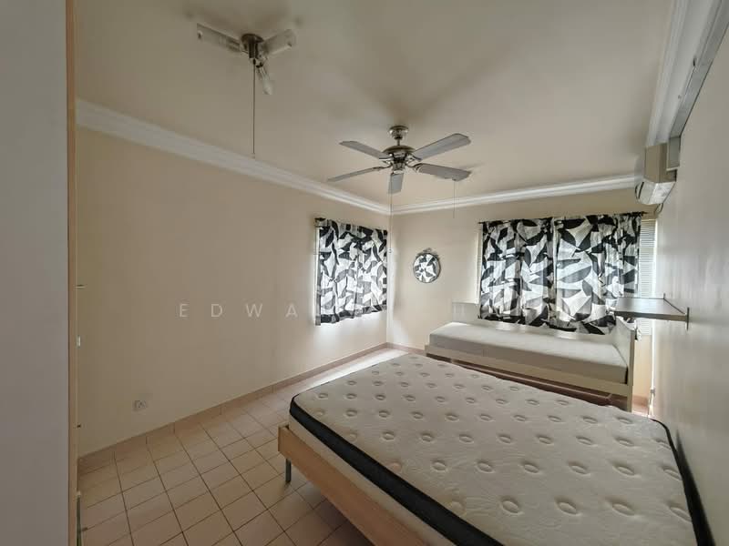 Kondominium untuk Dijual di Perdana Exclusive - Edward Chai - Bedroom - PropertyGuru.com.my