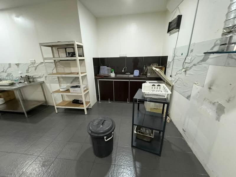 Shop for Rent in Taman Cattleya (Senawang) - Bill Lee - Kitchen - PropertyGuru.com.my