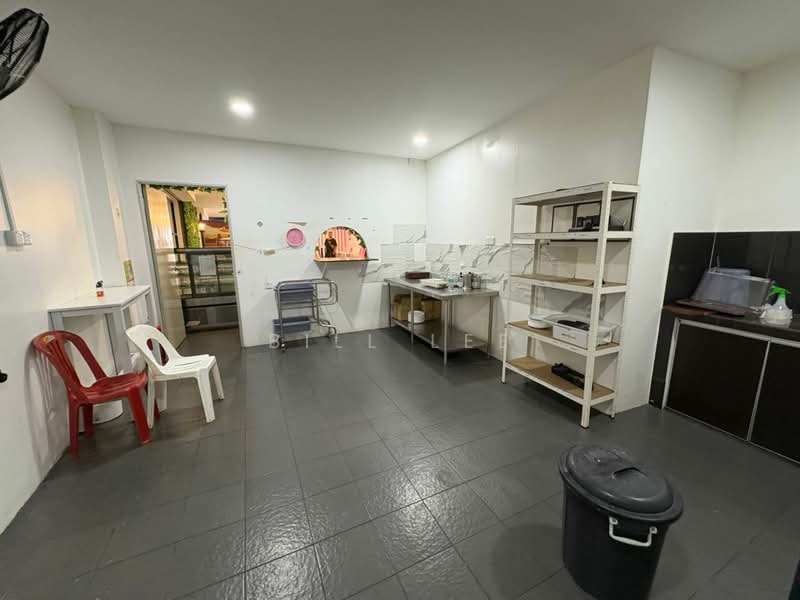Shop for Rent in Taman Cattleya (Senawang) - Bill Lee - Kitchen - PropertyGuru.com.my