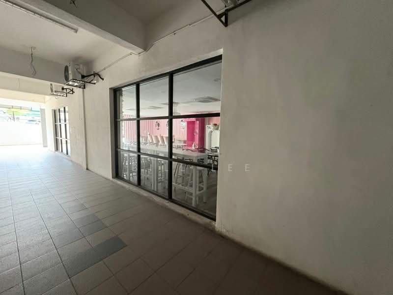 Shop for Rent in Taman Cattleya (Senawang) - Bill Lee - Interior - PropertyGuru.com.my