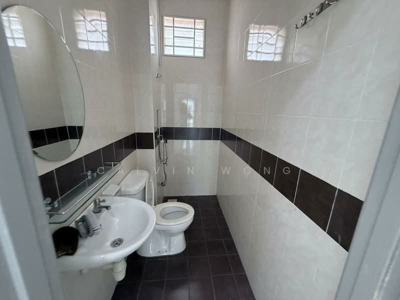 2-storey Terraced House for Sale in Taman JP Perdana (Johor Bahru) - Calvin Wong - Bathroom - PropertyGuru.com.my