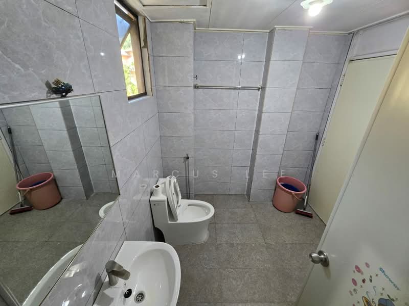 Condominium for Sale at Templer Impian - Marcus Lee - Bathroom - PropertyGuru.com.my