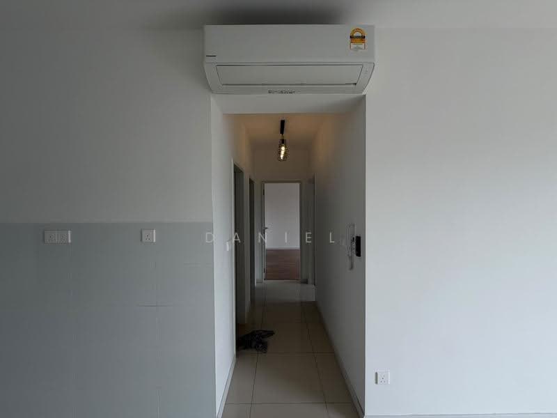 Condominium for Rent at Trinity Wellnessa - Daniel Chin - Corridor - PropertyGuru.com.my