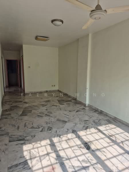 Rumah Teres 2 Tingkat untuk Dijual di Sungai Long (Bandar Sungai Long) - Kaeryn Wong - Living Room - PropertyGuru.com.my