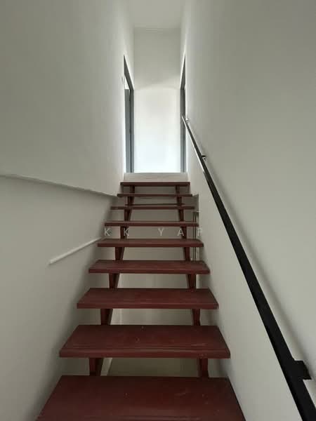 2-storey Terraced House for Sale in Taman Universiti Indah (Seri Kembangan) - KK Yap - Interior - PropertyGuru.com.my